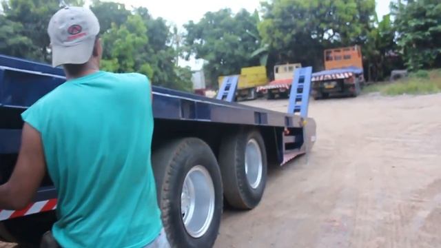 Karoseri Truk Mitsubishi Fuso Super Great Self Loader- CV.Dea Agung Teknik смотреть онлайн