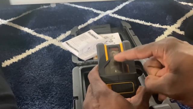 Dewalt Laser Level (Model # DW0822) смотреть онлайн