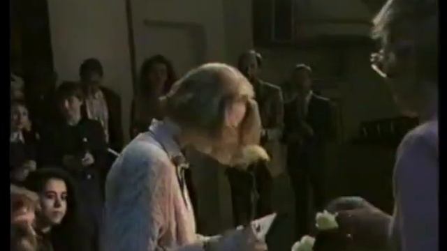 Вручение дипломов МГУ ф-т Психологии 20 июня 1994 Ленгоры смотреть онлайн