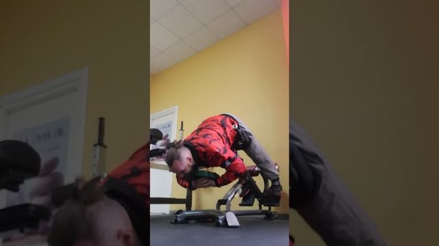 Гиперэкстензии наклонные (в динамике) 3*15 – 10кг смотреть онлайн