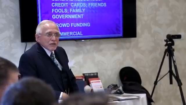 Dan explains WHY YOU'RE POOR смотреть онлайн