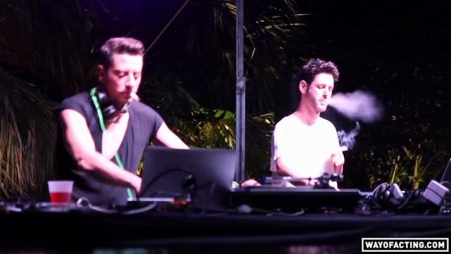 Davide Squillace vs Guy Gerber - FLYING CIRCUS WMC 2012 (Villa 221, Miami) смотреть онлайн