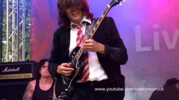 Back In Black - Easy Dizzy.