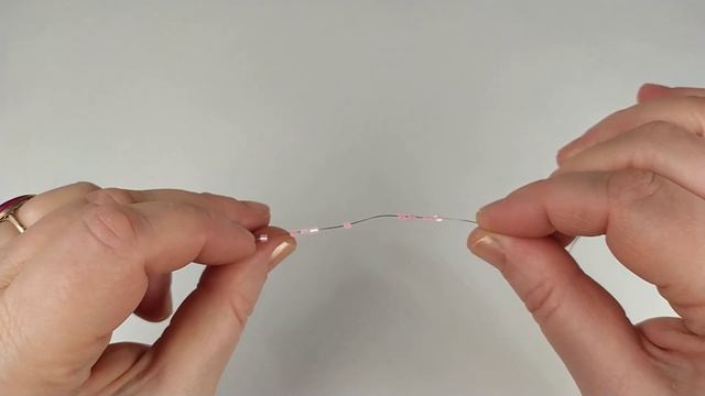 Цветы из бисера. 1 часть. Декоративный ЛУК. Мастер класс. Пошаговый МК для начинающих. смотреть онлайн