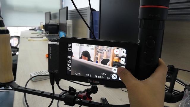 BEST Monitor and Camera Control For Zhiyun Crane and All Gimbals- Portkeys SUIKUI смотреть онлайн