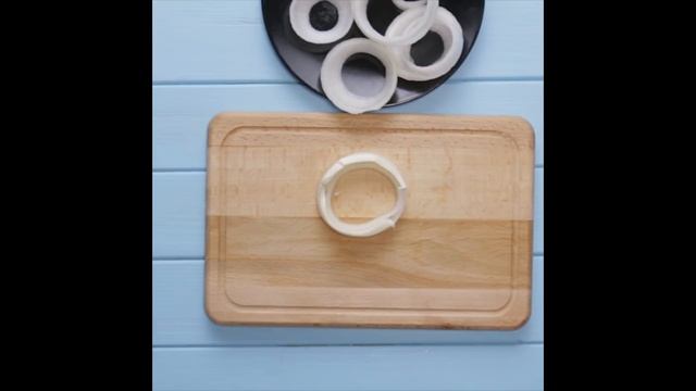 ХРУСТЯЩИЕ ЛУКОВЫЕ КОЛЬЦА | РЕЦЕПТ ЗА 10 МИНУТ смотреть онлайн