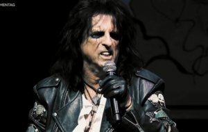 Alice Cooper - (Intro) - Poison.mp4