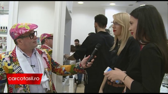 dezbracatu смотреть онлайн