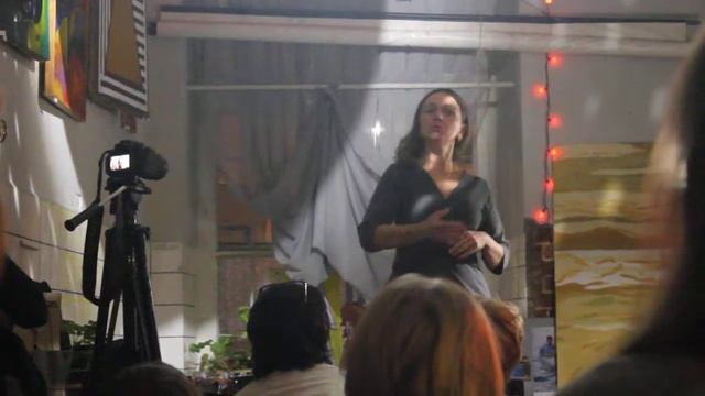 Лариса Щирякова Щирякова читает стихи Анатоля Сыса, 27 октября 2019 год. Гомель. Кофейня "Чаша мира смотреть онлайн