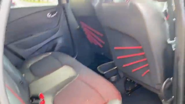 Renault Captur 1.5L SIGNATURE ENERGY DCI S/S смотреть онлайн