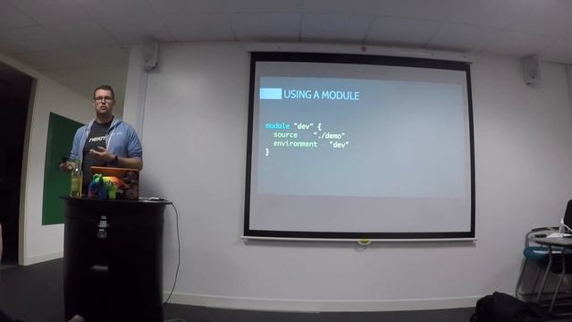 Meet Terraform - Michael Heap - PHPSW: Devops, September 2017 смотреть онлайн