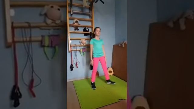 Ритмичная гимнастика для воспитанников дошкольного уровня и начального уровня образования. смотреть онлайн