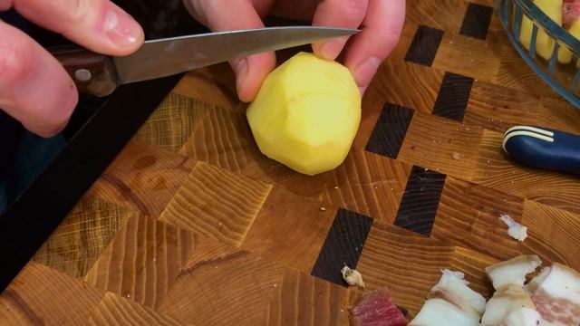 Слабосоленая скумбрия с запечённой картошкой!!! смотреть онлайн