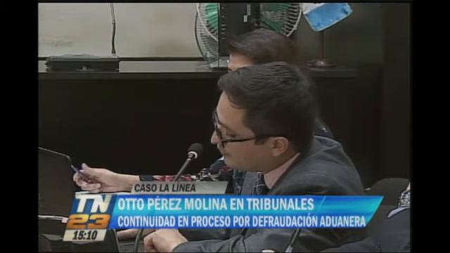 Otto Pérez Molina en tribunales смотреть онлайн