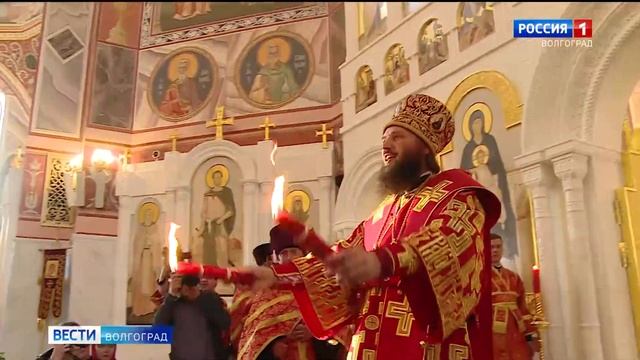 Православные волгоградцы отметили Пасху смотреть онлайн