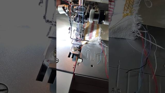 Bernina 2500dcet смотреть онлайн