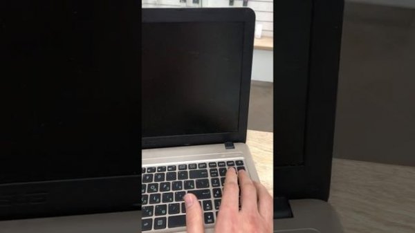 Ноутбук Asus D540m