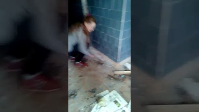 Грени в реальной жизни!!! Нашли непонятную игрушку!!! Это мишка??? Откуда он здесь?! •Гаара• смотреть онлайн