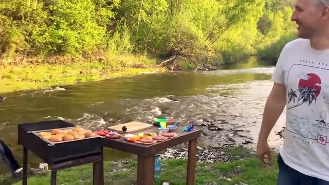 Сочные бургеры на мангале Бургеры из говядины своими руками смотреть онлайн