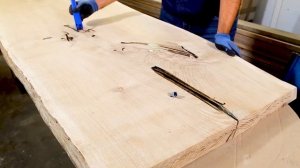 Ремонт стола своими руками, заделка трещин в дереве | WEICON Easy-Mix PU 240