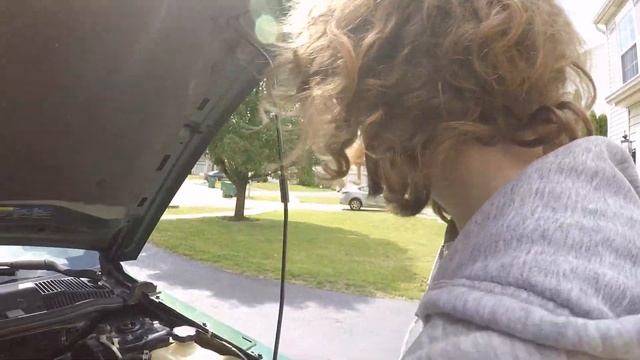 How To Replace Battery/Cover In A saturn Vue 2002 To 2007 смотреть онлайн