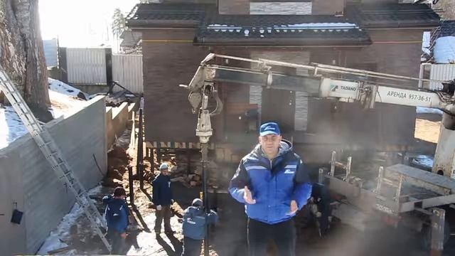 Монтаж фундамента на винтовых сваях длинной 6 метров.  Сваи целые.  ООО  СВ-Фундамент