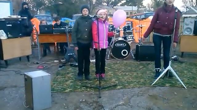 ПРО АЛЁШКУ И НАТАШКУ смотреть онлайн