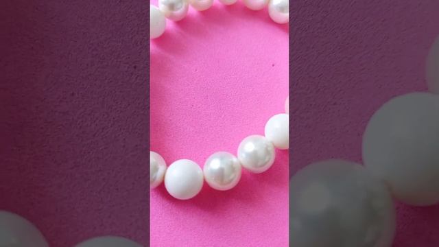 Браслеты в белом. смотреть онлайн