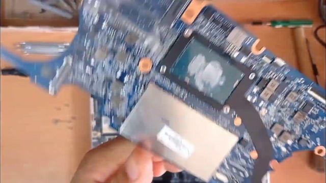 HP EliteBook Folio 1040 G3 Core i7-6600U I 16Go I 512 Go SSD motherboard смотреть онлайн