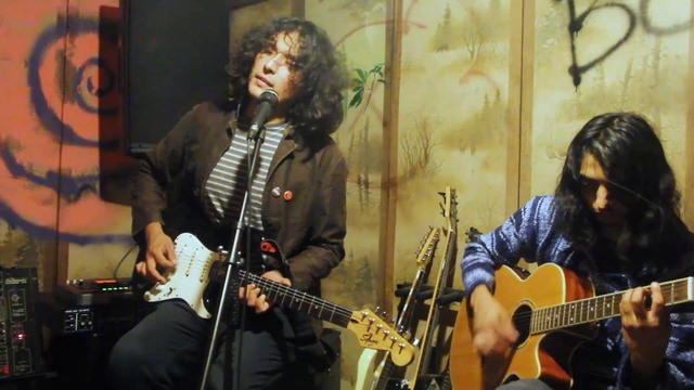 СПЕЛИ ПАМЯТИ ДЖОНА ЛЕННОНА ► And I Love Her - The Beatles COVER смотреть онлайн