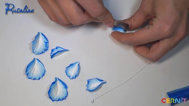 Ирисы ❤ Мастер-класс ❤ Полимерная глина ❤ Цветы из пластики ❤ Polymer clay tutorial смотреть онлайн