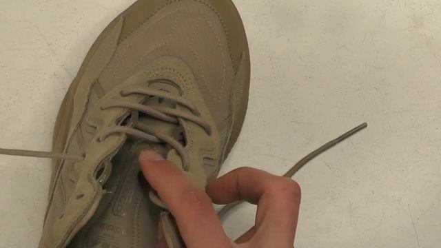 How To Lace Adidas Ozweego (2023) смотреть онлайн