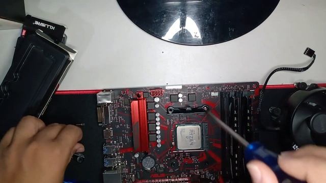 Placa mãe Asus EX-A320M-GAMING | A melhor A320 do mercado? | Unboxing, Montagem e teste смотреть онлайн