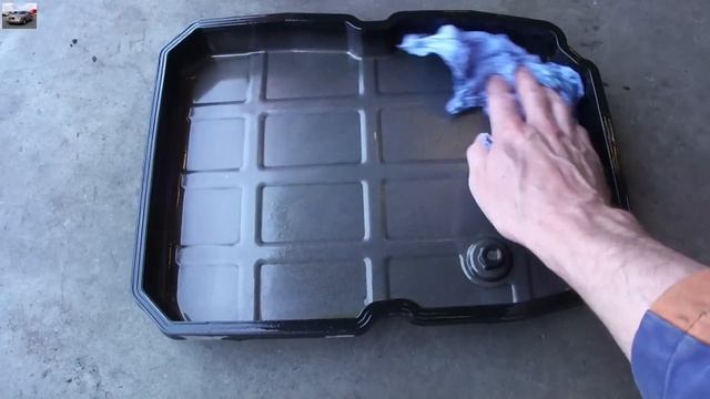 Замена масла в коробке-автомат 722.6 Mercedes W210 Changing Automatic Transmission Fluid & Filter смотреть онлайн