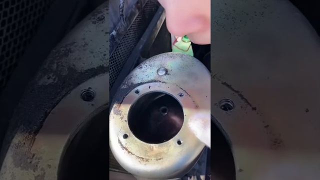How to fix tractor steering problem explained by a female mechanic смотреть онлайн