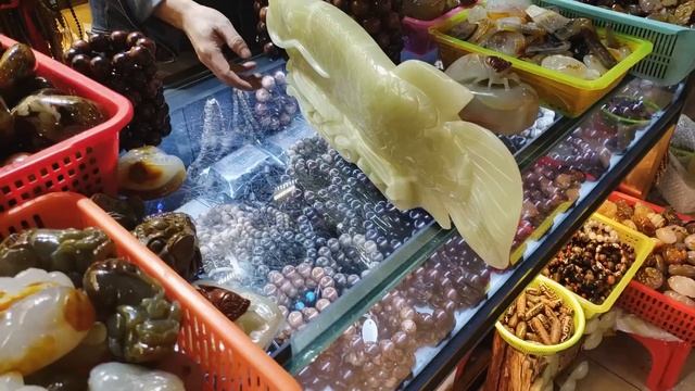 China Aquarium Fish Market - CRAZY смотреть онлайн