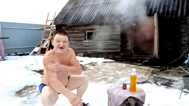 Обтирание снегом после бани. Поздравление с рождеством.