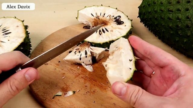 GUANABANA with poisonous bones! Juice from exotic. Poor juicer. Alex Davix!!! смотреть онлайн