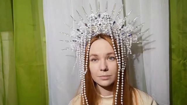 зимняя корона с сосульками #ЛисьяМастерская смотреть онлайн