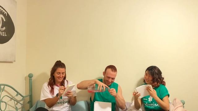 Do You Live Under A Rock? Game #3 смотреть онлайн