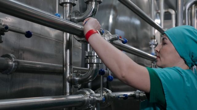 Производство сливочного масла презентационный ролик смотреть онлайн