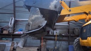 Экскаватор JCB 3CX. Как правильно закрыть ковш трактора экскаватора погрузчика. Управление JCB. Вло