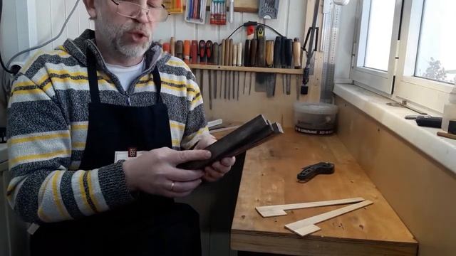 Изготовление домры. Работа с черным деревом. смотреть онлайн