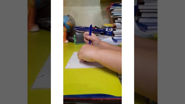 лепим из пластилина амонг АС смотреть онлайн