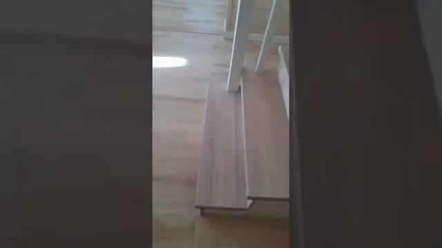 Лестница на металлическом каркасе с полной обшивкой деревом смотреть онлайн