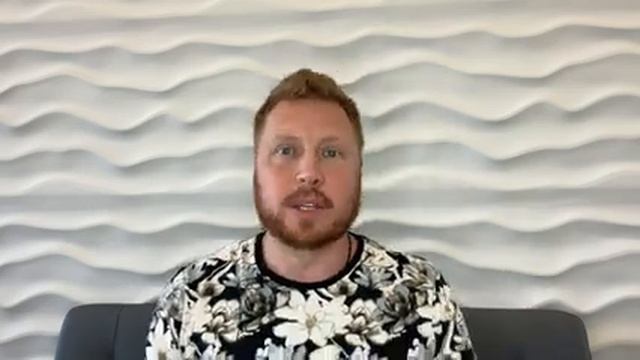 Как легко взять телефон у красивой девушки. НОВЫЕ ПОДХОДЫ смотреть онлайн