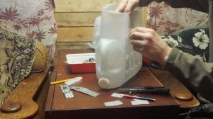 кормушка для цыплят из канистр