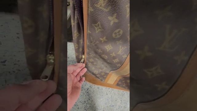 СЕКОНД ХЕНД В КАНАДЕ. НАШЁЛ ВИНТАЖНЫЙ ЧЕМОДАН ЛУИЗ ВИТТОН. Чемодан LV смотреть онлайн