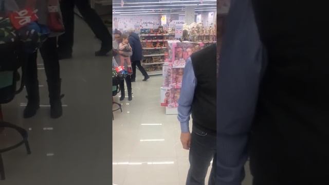 Самодеятельность сотрудников "Дочки-сыночки" доходит до маразма. смотреть онлайн
