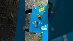 измельчитель веток нева, 3 год использования.